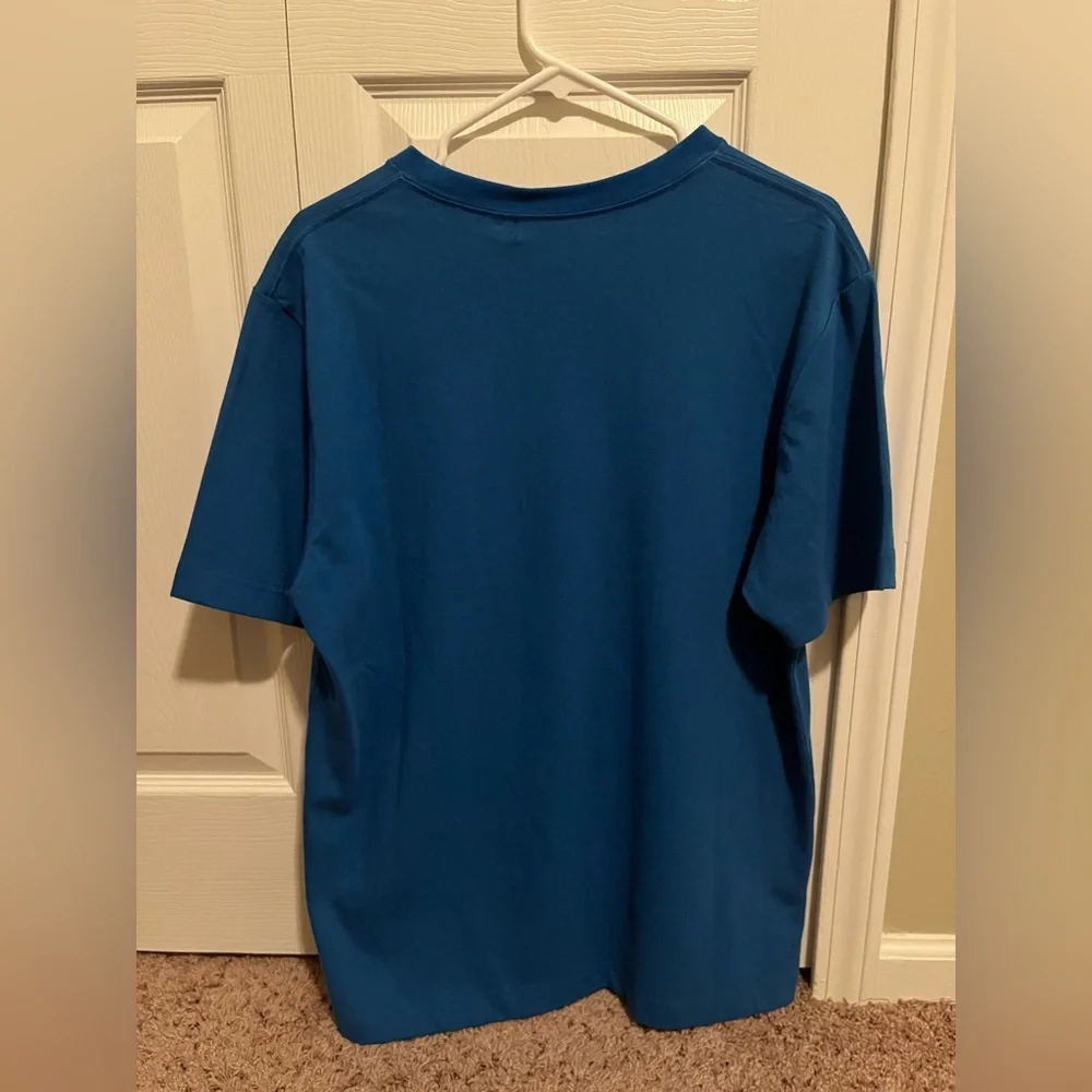 Strivers Row T-Shirt size M | NWT‎